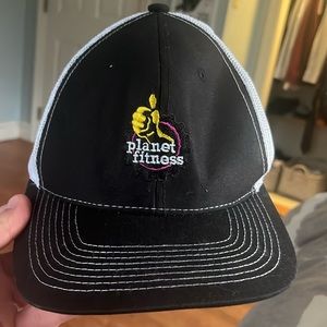 Planet fitness snap cap